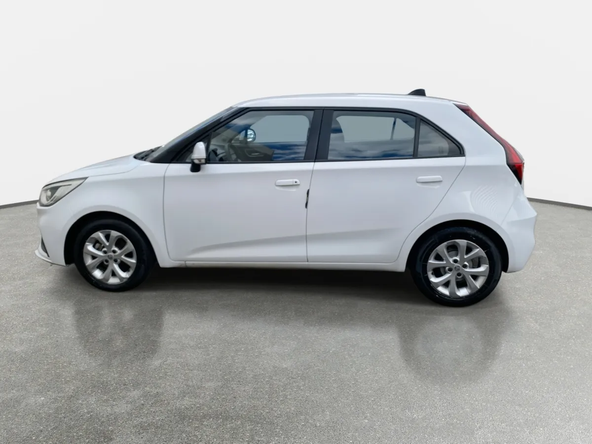MG Mg 3 1.5 Std 4x2 Hb At 5p año 2022