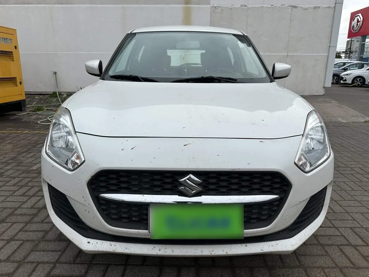 Suzuki Swift 1.2 Gl 4x2 Hb Mt 5p año 2024