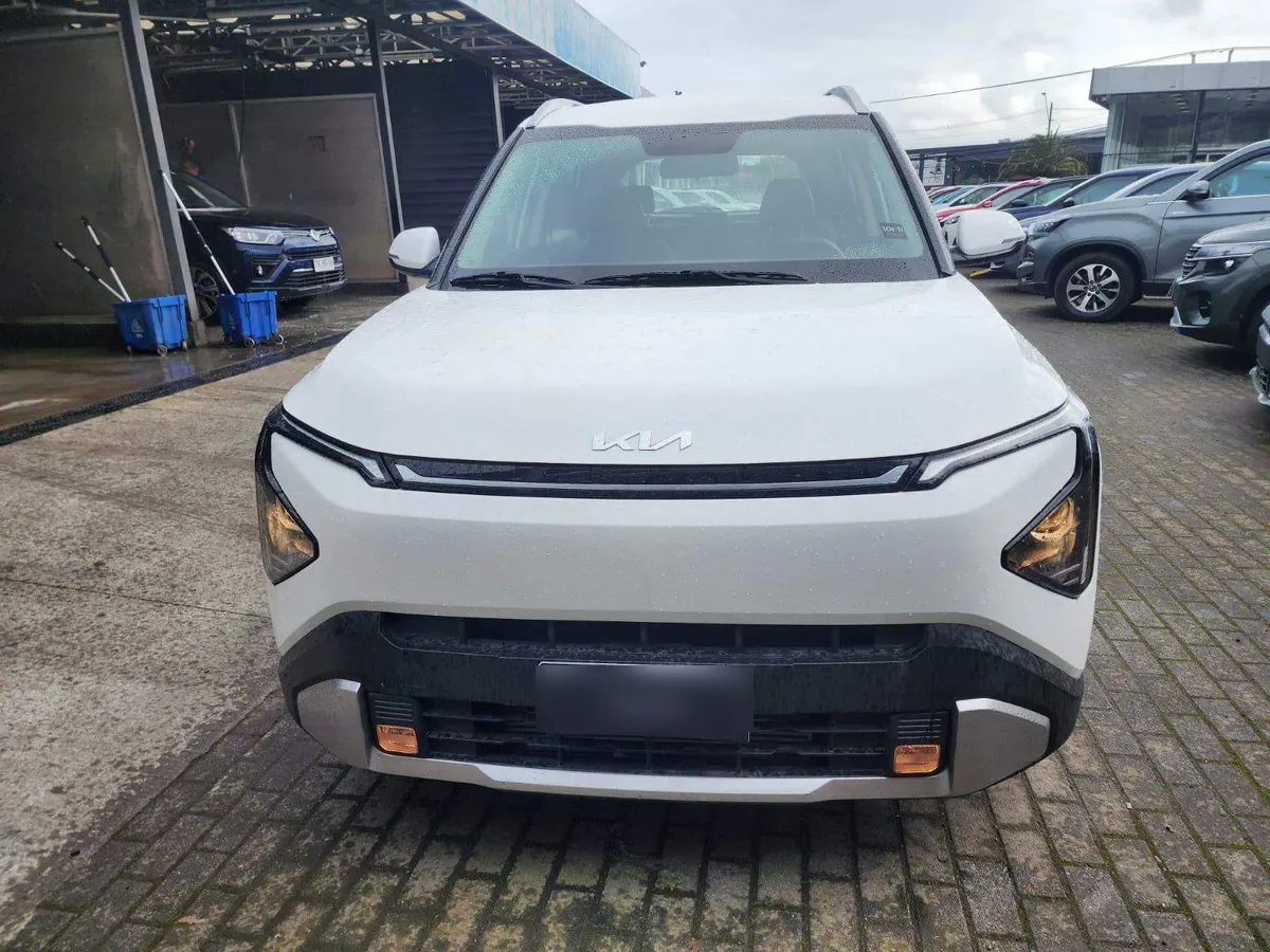 Kia Carens 1.5t Ex 4x2 7dct At 5p año 2026