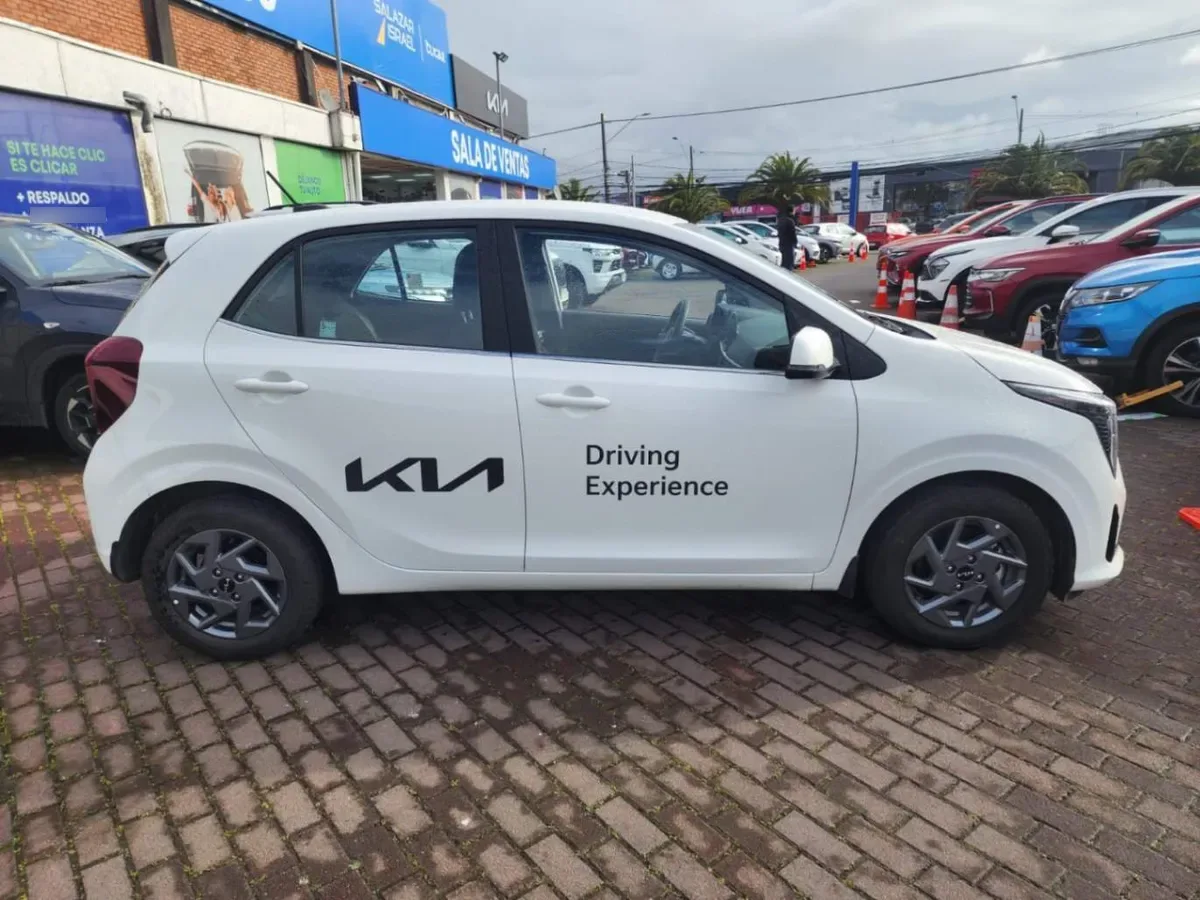 Kia Morning 1.2 Ex Full 4x2 Amt At 5p año 2026