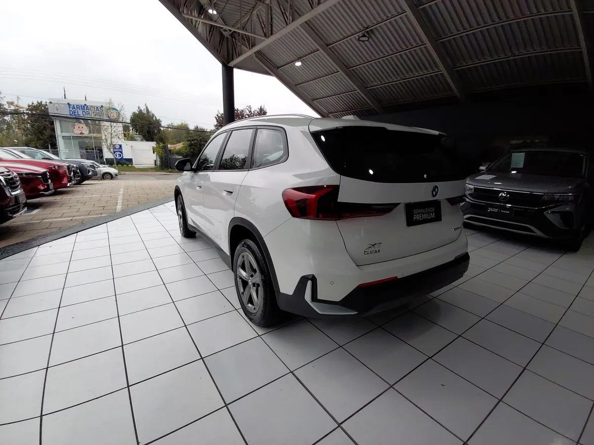 BMW X1 1.5t 18i Dynamic S-Drive 4x2 At 5p año 2025