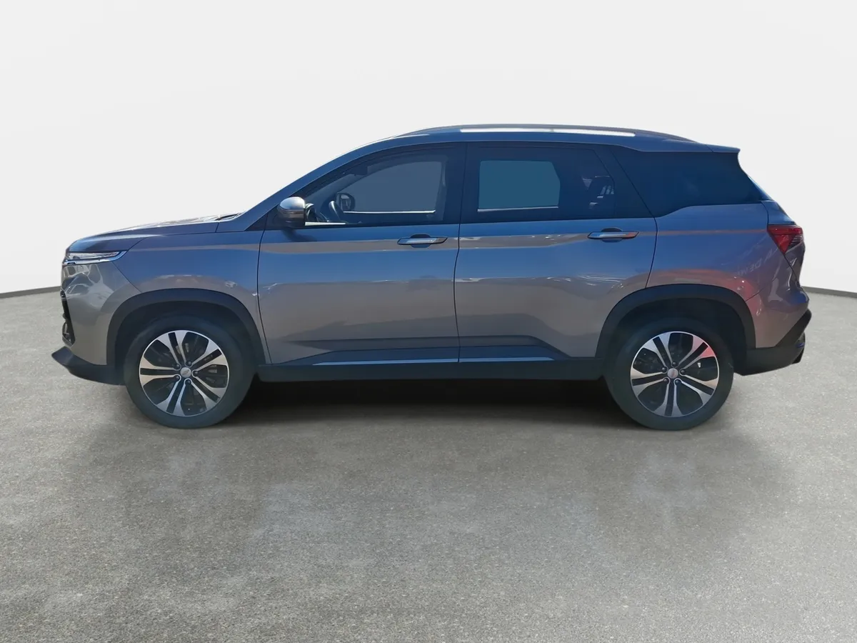 Chevrolet Captiva 1.5t Ltz R 4x2 Cvt At 5p año 2025