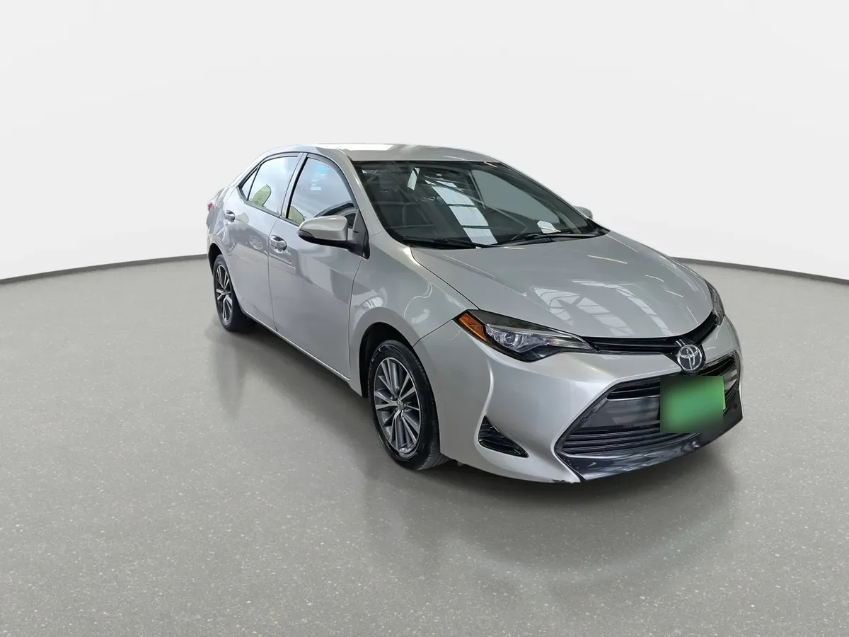Toyota Corolla 1.8 Gl 4x2 Mt 4p año 2017