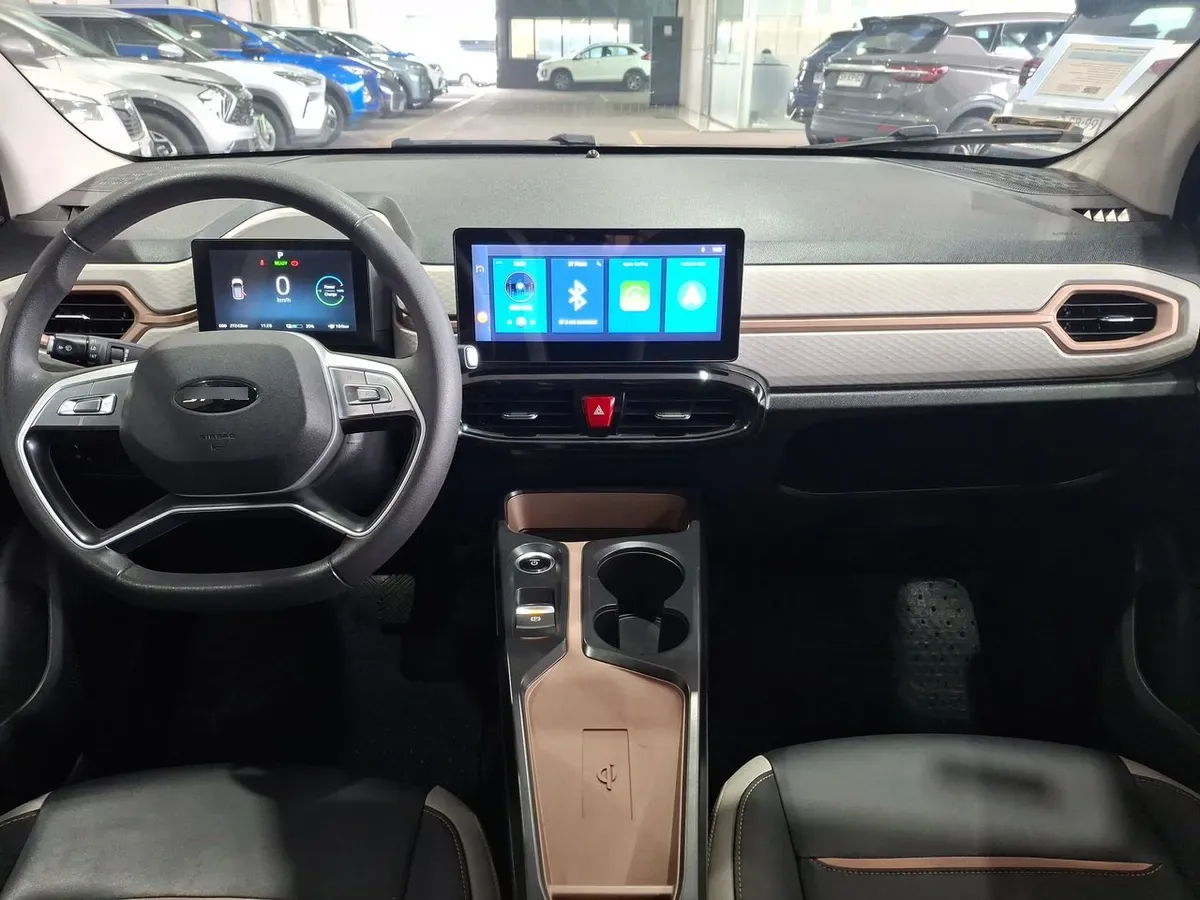 JAC E-Js1 Electrico Luxury 4x2 At 5p año 2025
