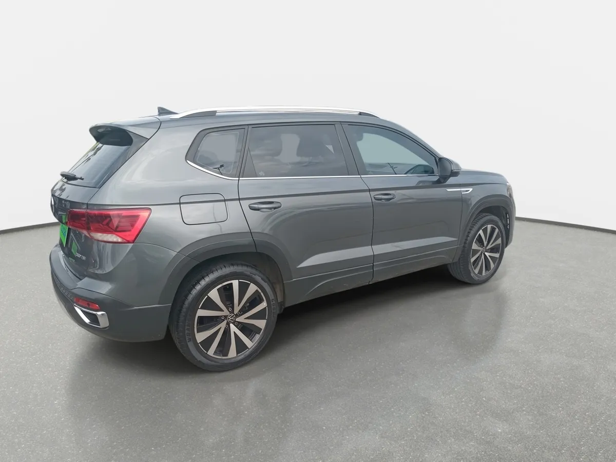 Volkswagen Taos 1.4 Tsi Highline 4x2 At 5p año 2022