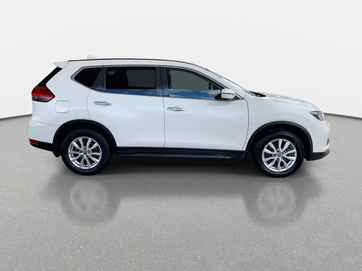 Nissan X-Trail 2.5 Sense Mc 4x2 Cvt At 5p año 2022