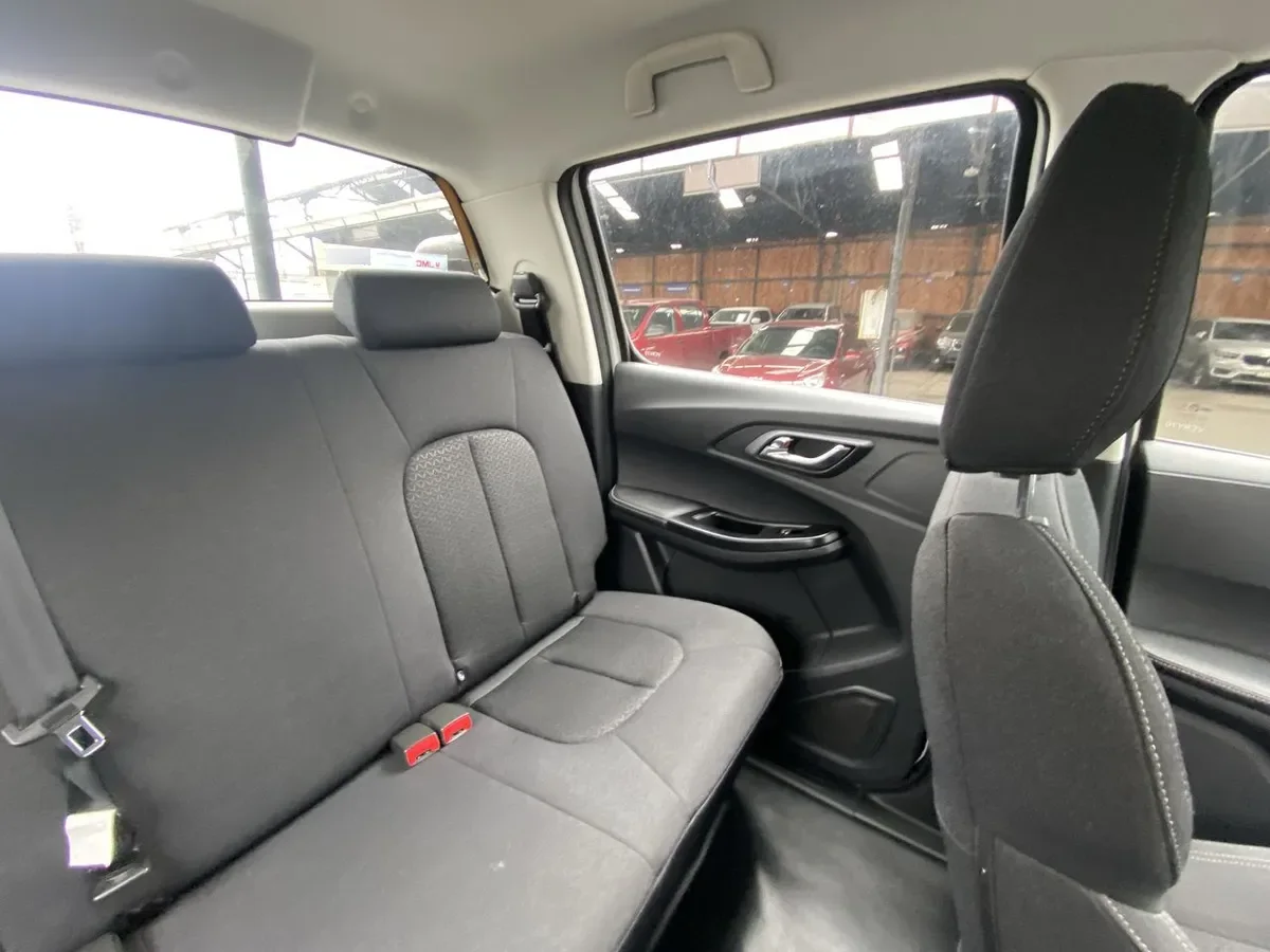 JMC Vigus 2.5 Work Diesel 4x2 Euro6c Mt 4p año 2025