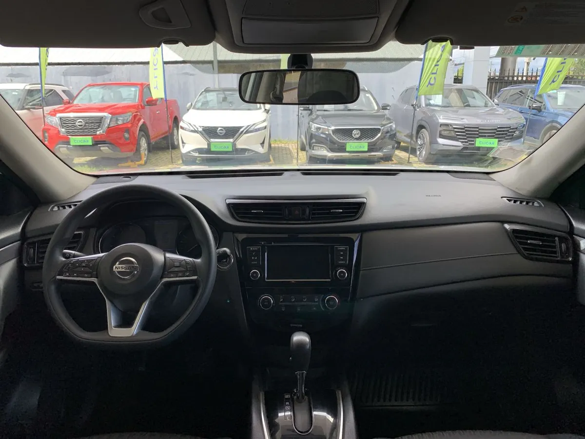 Nissan X-Trail 2.5 Sense Mc 4x2 Cvt At 5p año 2022