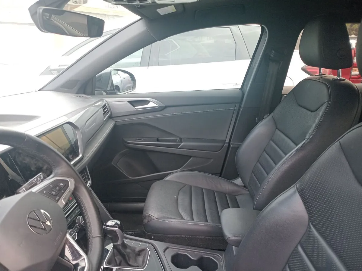 Volkswagen Taos 1.4 Tsi Highline 4x2 At 5p año 2022