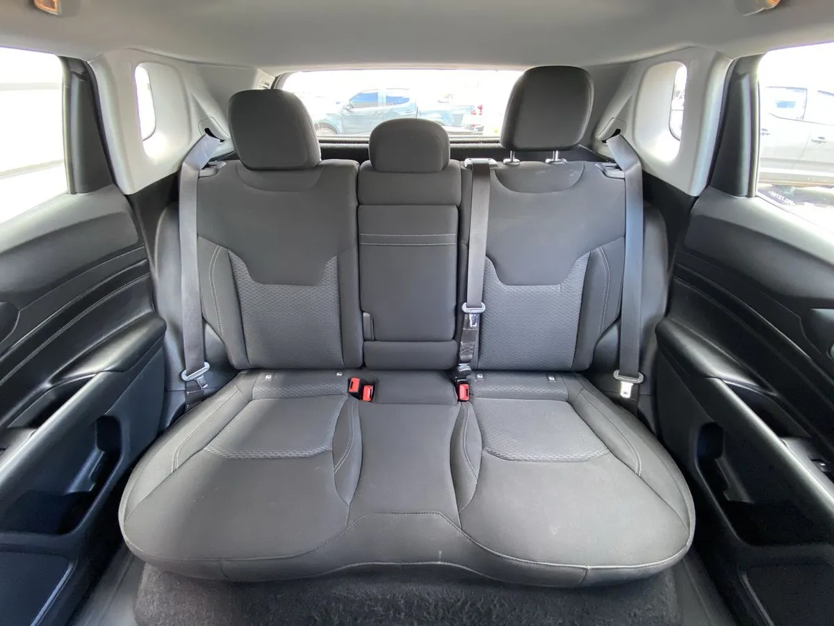 Jeep Compass 1.3 Sport 4x2 At 5p año 2024