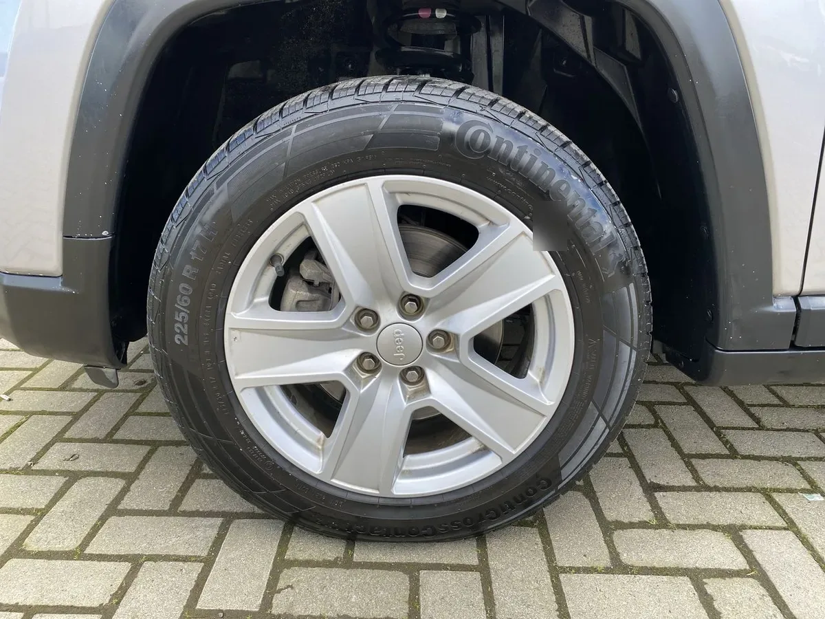 Jeep Compass 1.3 Sport 4x2 At 5p año 2024