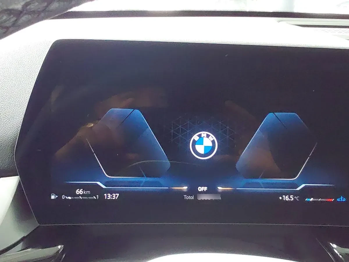 BMW X1 1.5t 18i Dynamic S-Drive 4x2 At 5p año 2025