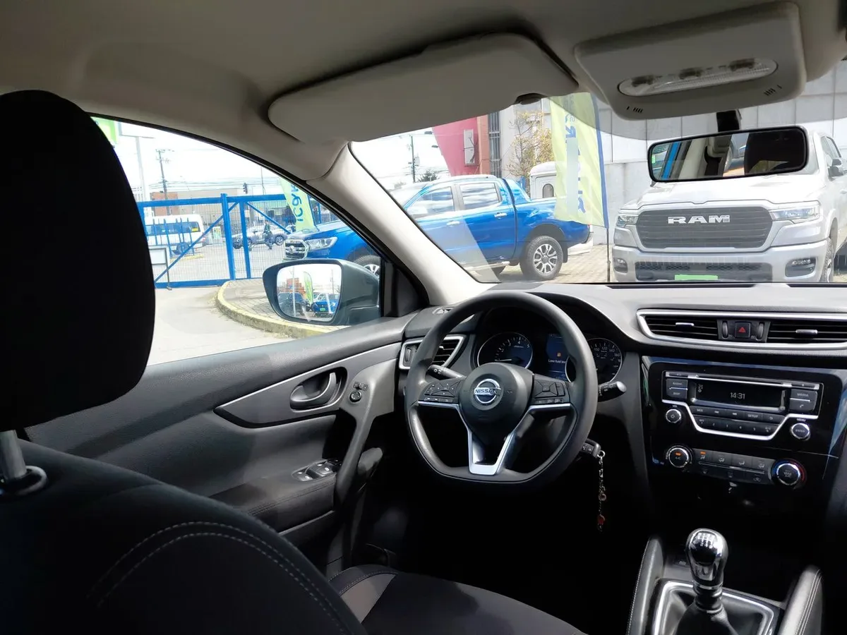 Nissan Qashqai 2.0 Advance 4x2 Mt 5p año 2020