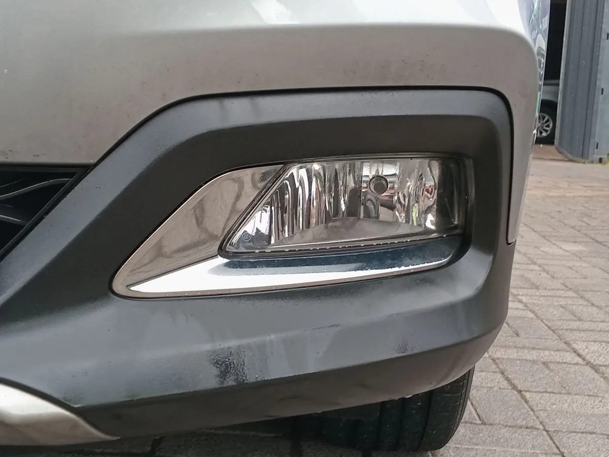MG Mg Zs 1.5 Std Plus 2wd Mt 5p año 2025