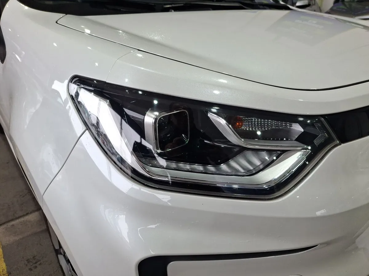 JAC E-Js1 Electrico Luxury 4x2 At 5p año 2025