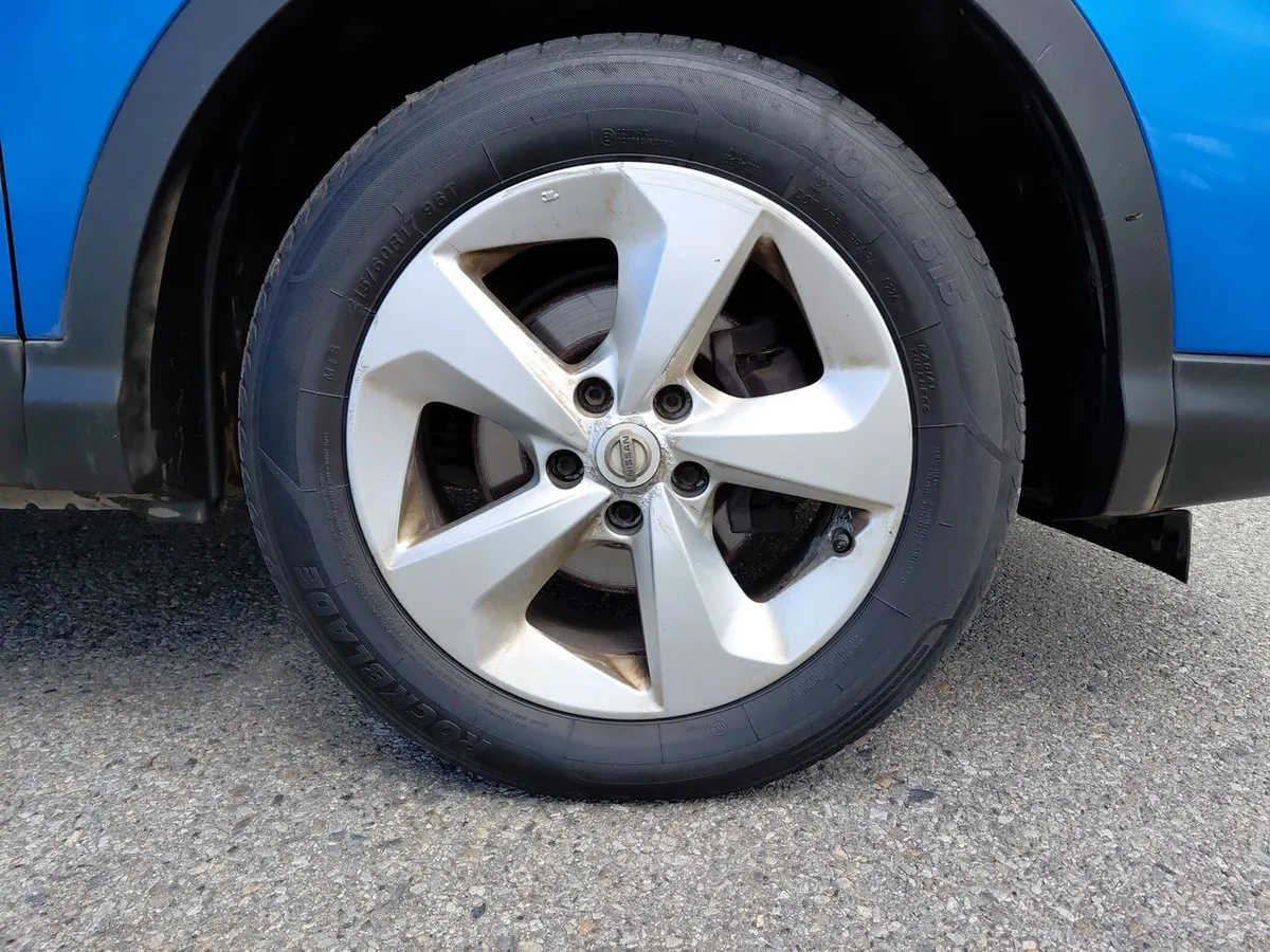 Nissan Qashqai 2.0 Advance 4x2 Mt 5p año 2020
