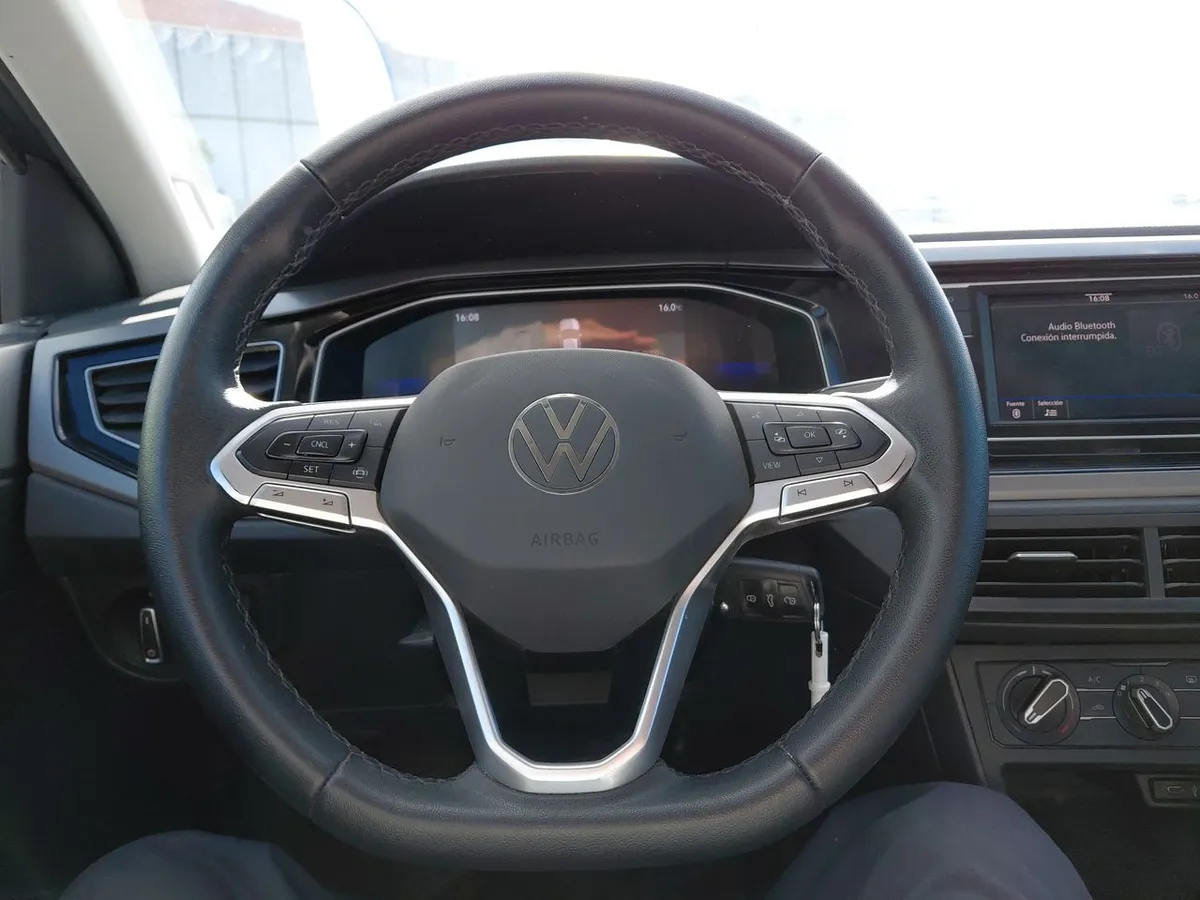 Volkswagen Nivus 1.0 Tsi Comfortline 4x2 At 5p año 2024