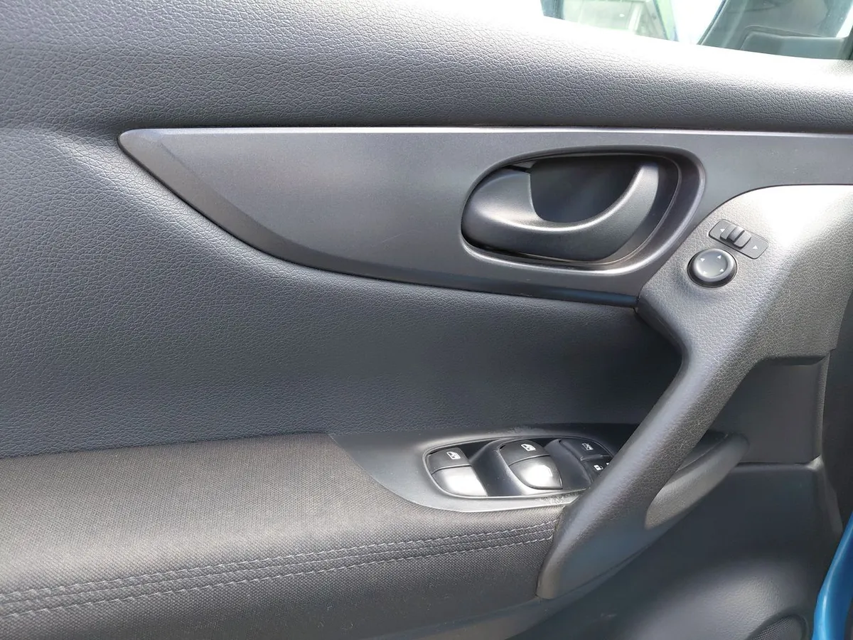 Nissan Qashqai 2.0 Advance 4x2 Mt 5p año 2020