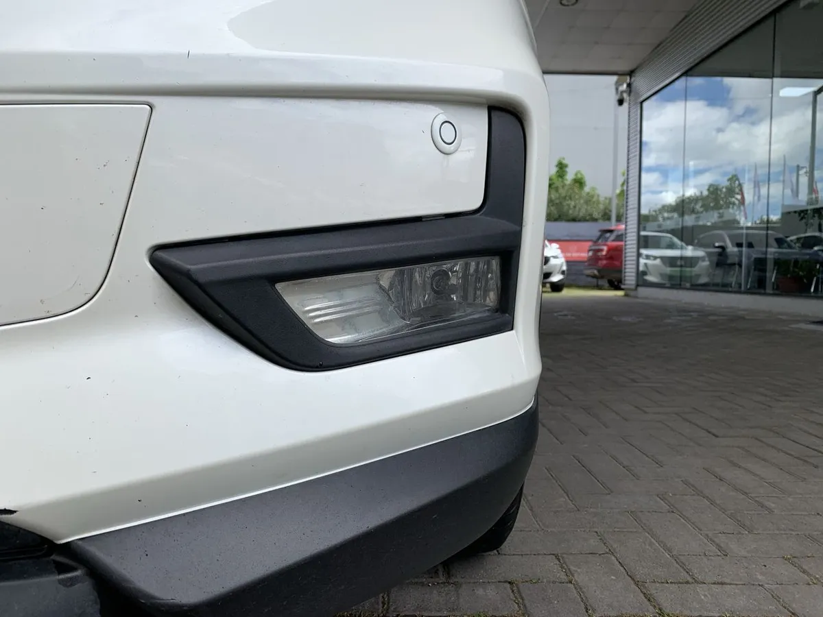 Nissan X-Trail 2.5 Sense Mc 4x2 Cvt At 5p año 2022