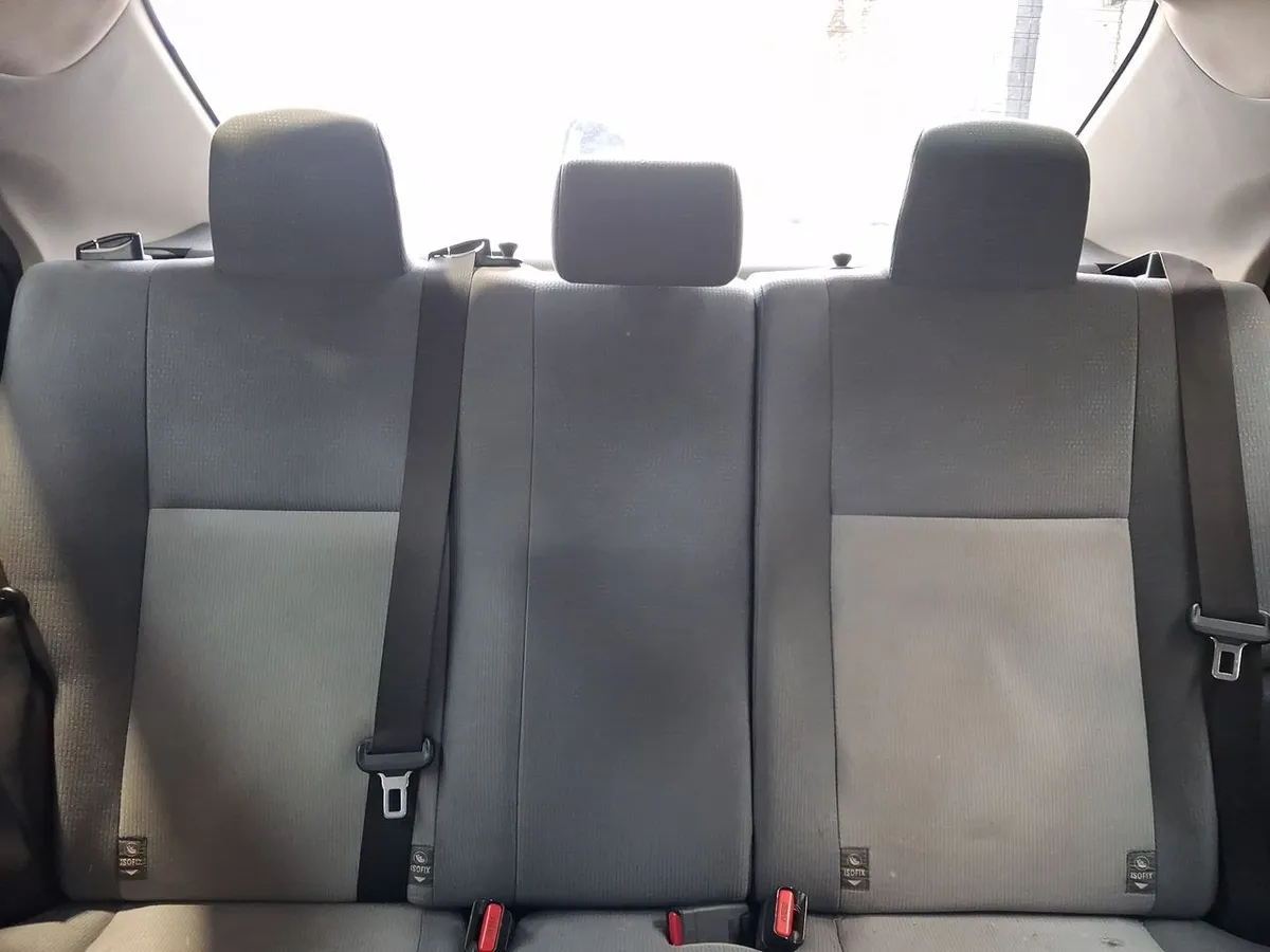 Toyota Corolla 1.8 Gl 4x2 Mt 4p año 2017