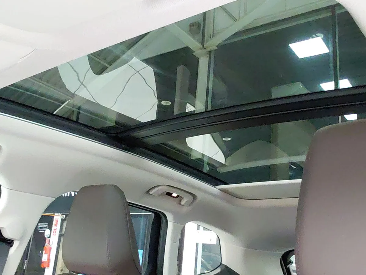 BMW X1 1.5t 18i Dynamic S-Drive 4x2 At 5p año 2025