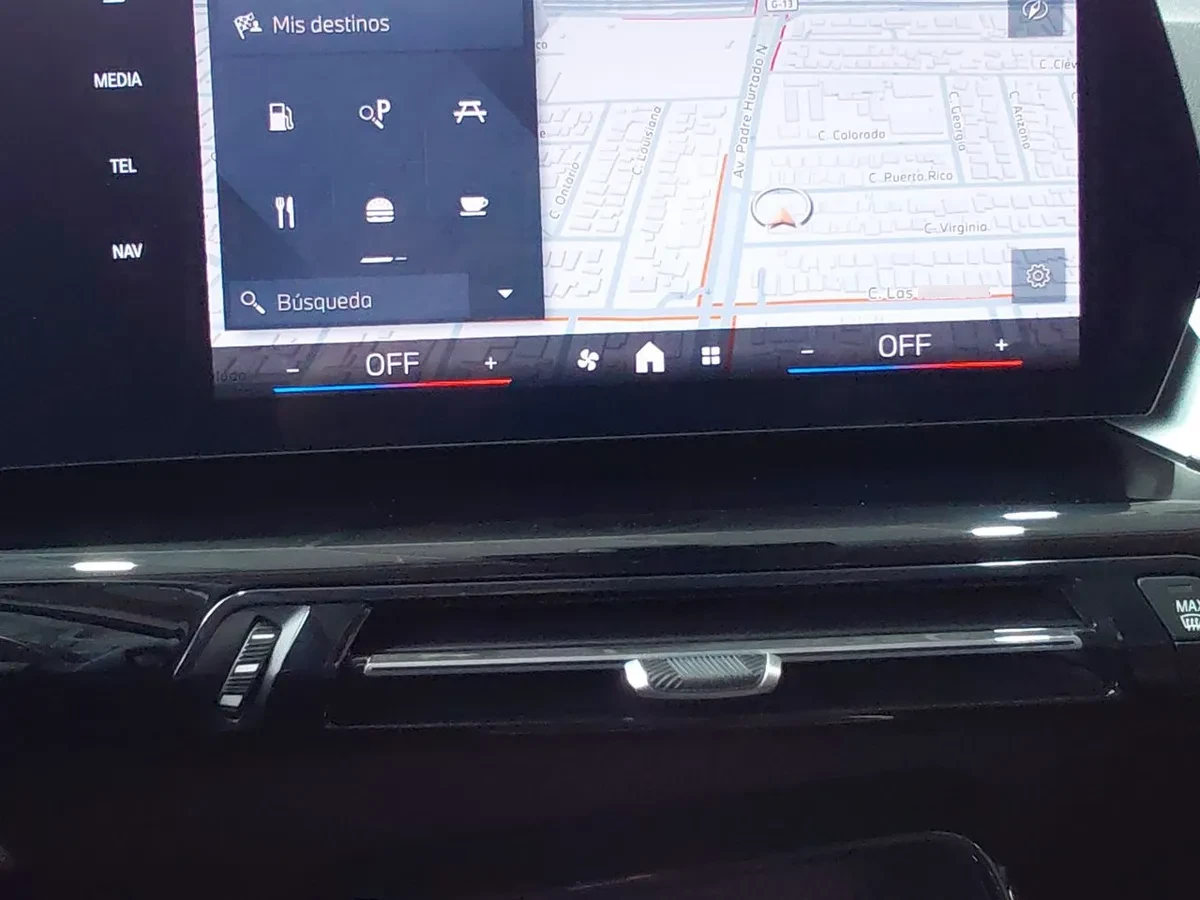 BMW X1 1.5t 18i Dynamic S-Drive 4x2 At 5p año 2025