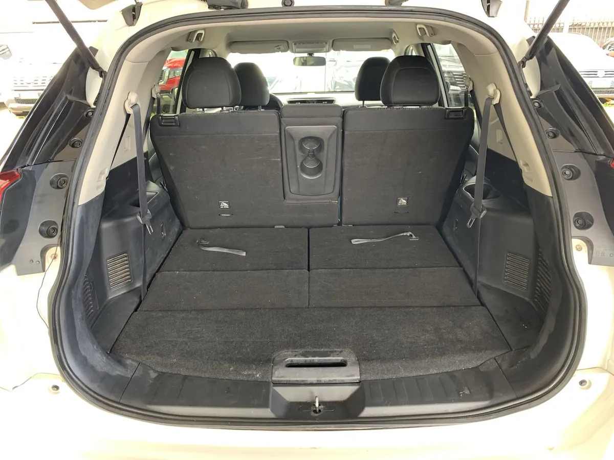 Nissan X-Trail 2.5 Sense Mc 4x2 Cvt At 5p año 2022