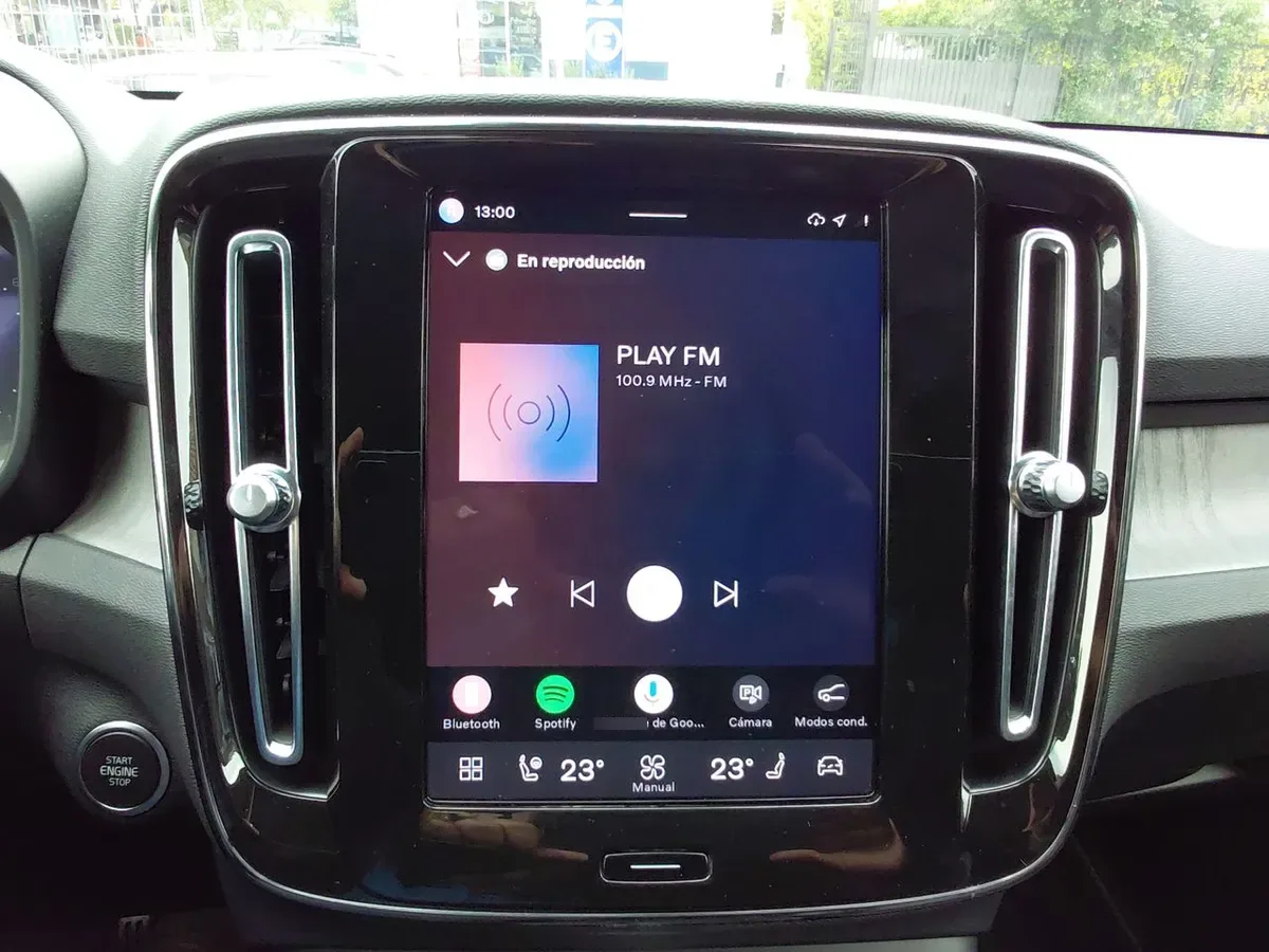 Volvo Xc40 2.0 B4 Plus Hibrido Fwd At 5p año 2024