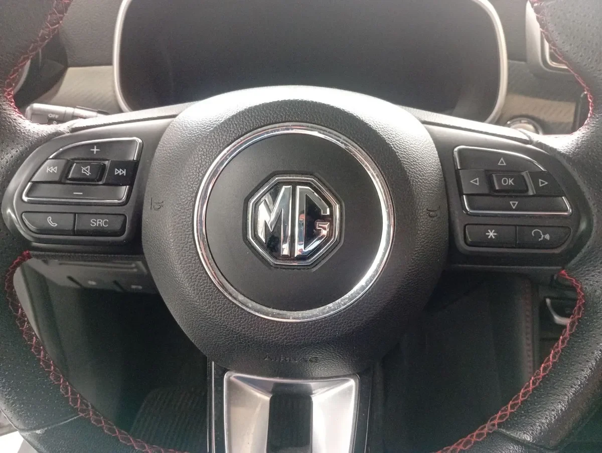 MG Mg Zx 1.3t Trophy 4x2 Cvt At 5p año 2024