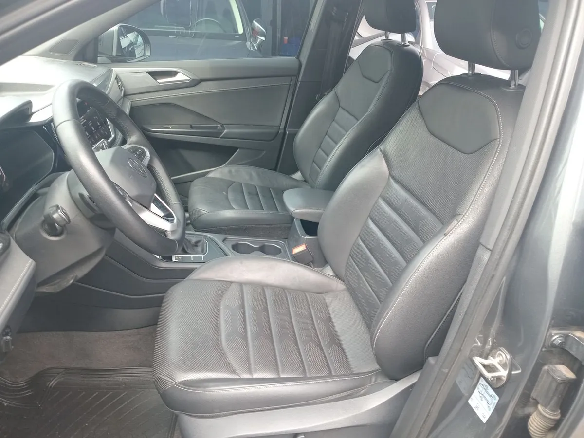 Volkswagen Taos 1.4 Tsi Highline 4x2 At 5p año 2022