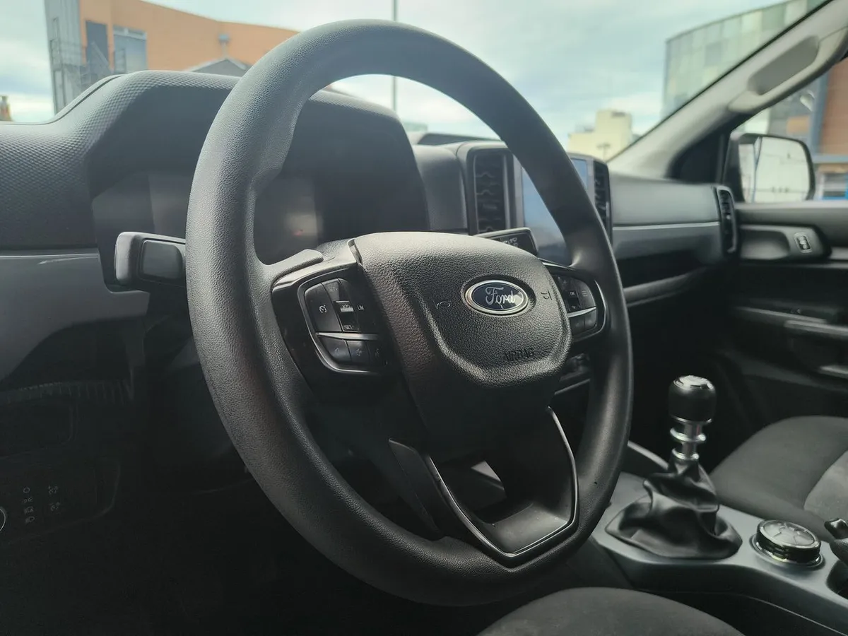 Ford Ranger 2.0 Xl Diesel 4x4 Dob. Cab. Mt 4p año 2025