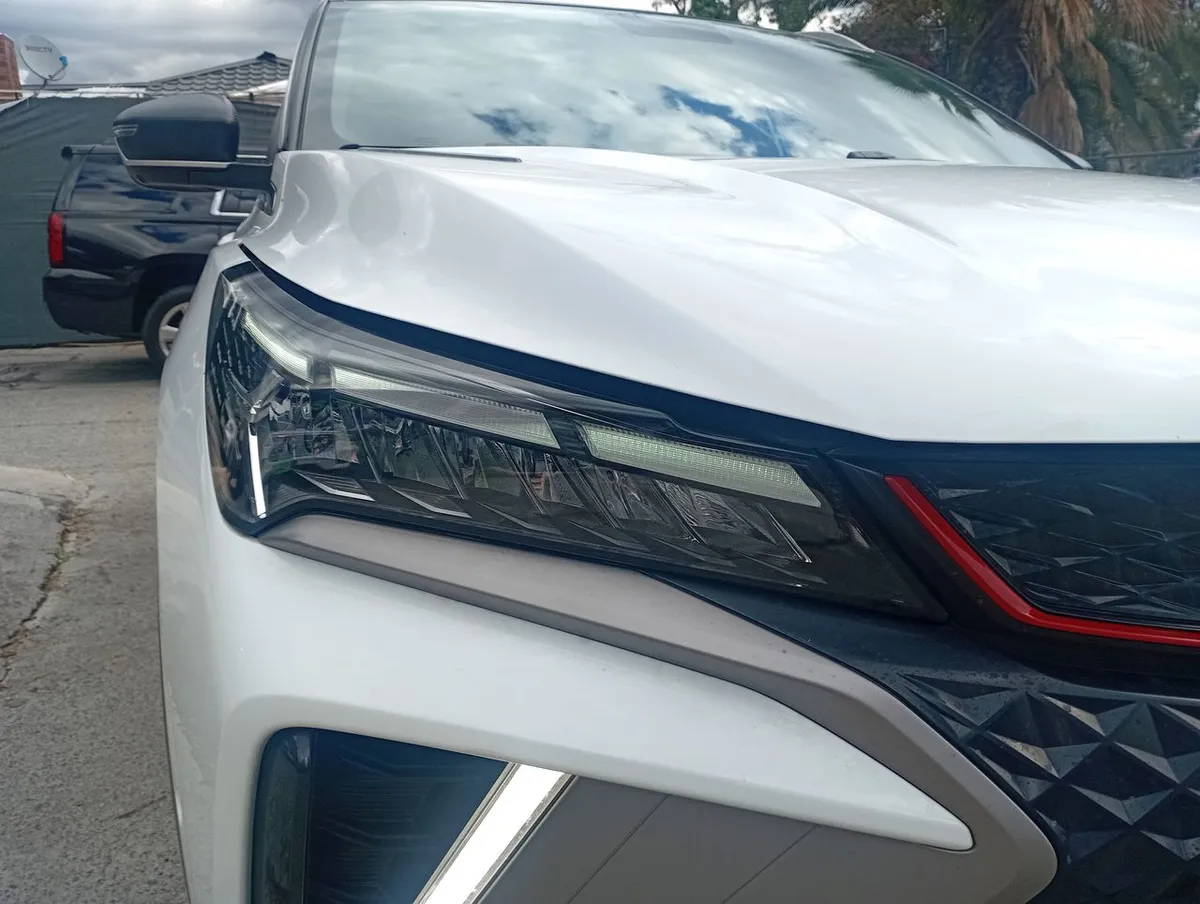 Geely Coolray 1.5 Gf Sport 4x2 At 5p año 2026