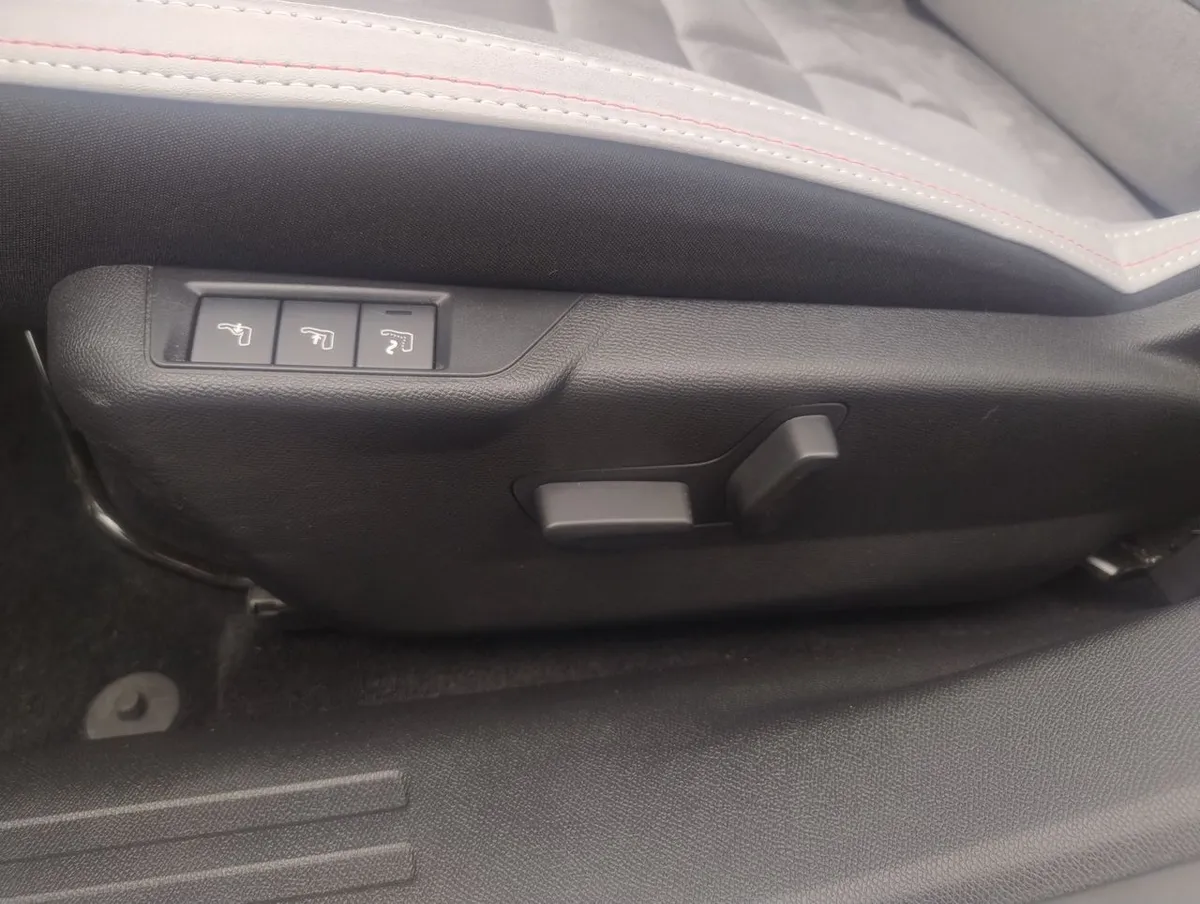 Citroen C4 1.2 Max Mhev 4x2 136 At 5p año 2026
