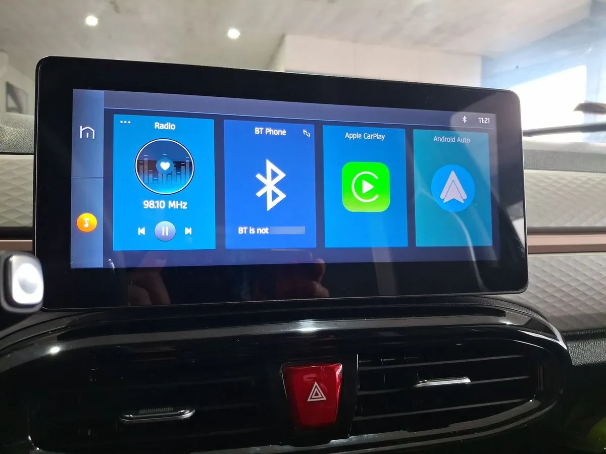 JAC E-Js1 Electrico Luxury 4x2 At 5p año 2025