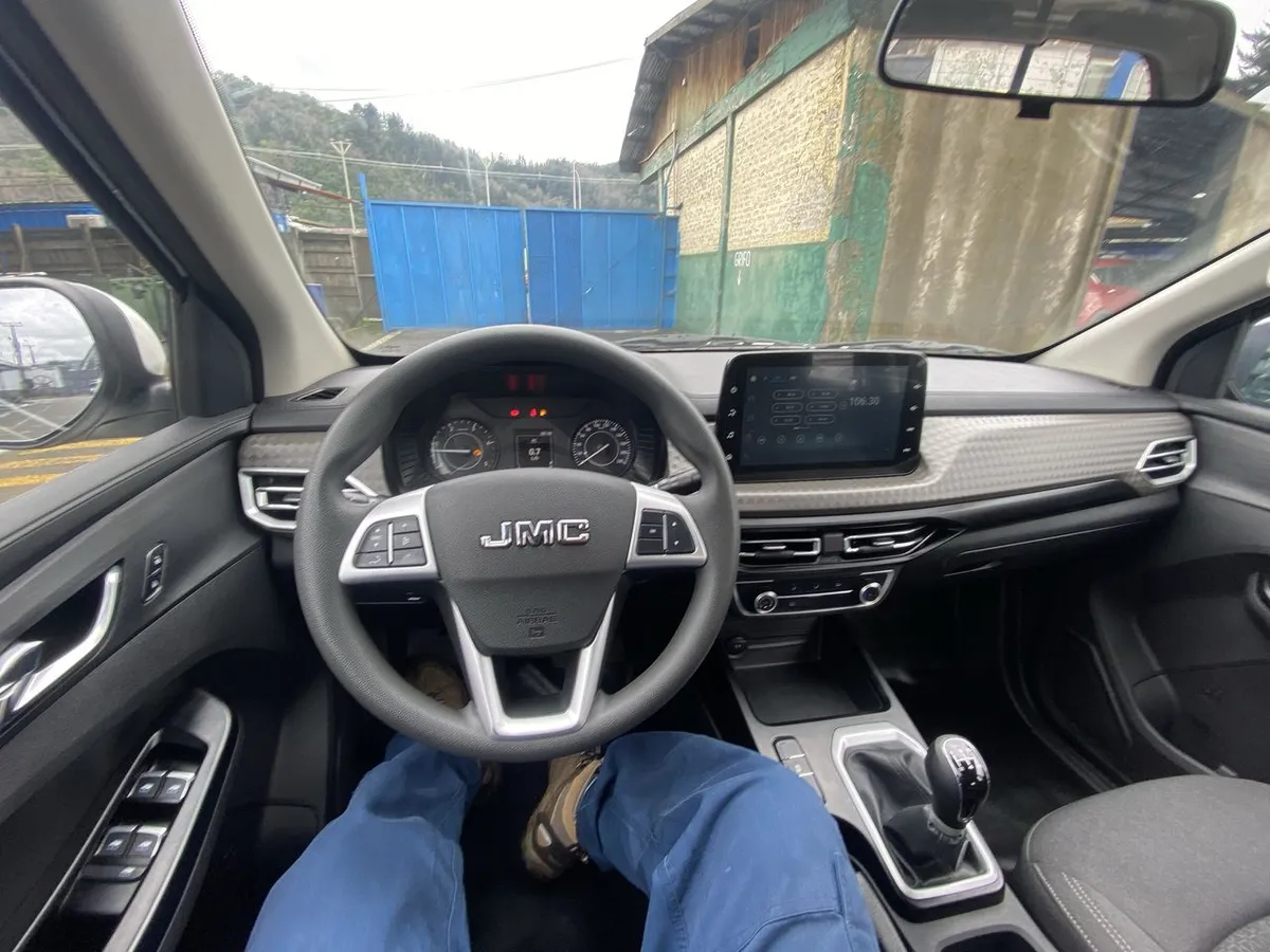 JMC Vigus 2.5 Work Diesel 4x2 Euro6c Mt 4p año 2025