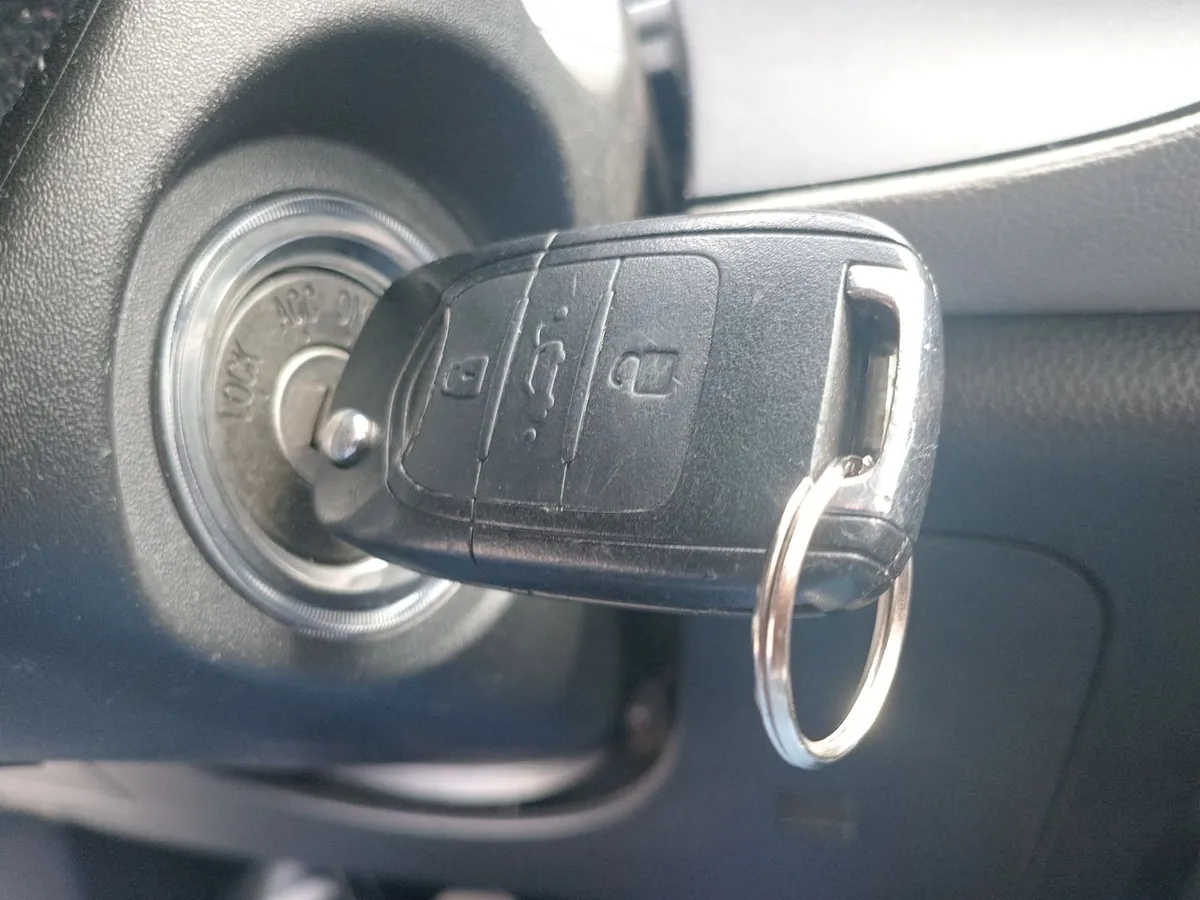 Chevrolet Groove 1.5 Ltz 4x2 Mt 5p año 2023