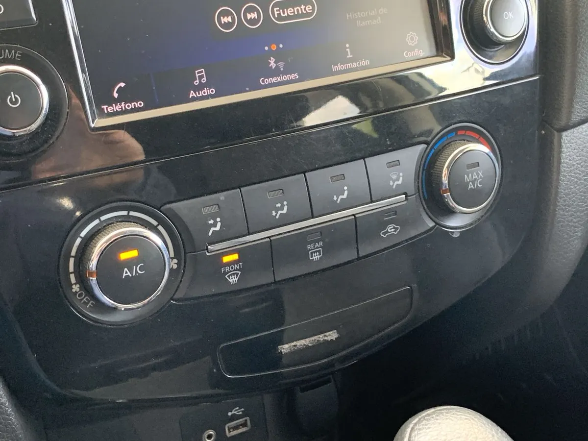 Nissan X-Trail 2.5 Sense Mc 4x2 Cvt At 5p año 2022