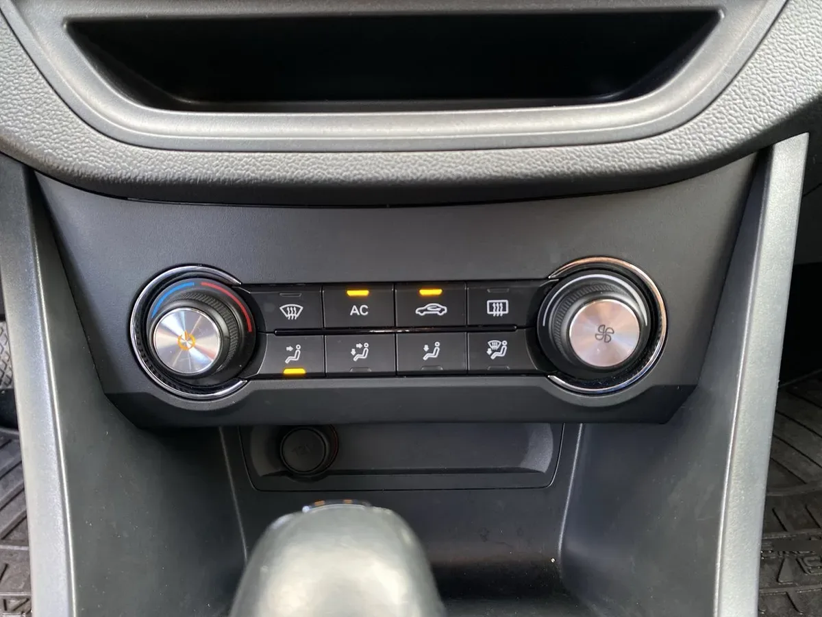 MG Mg 3 1.5 Std 4x2 Hb At 5p año 2022