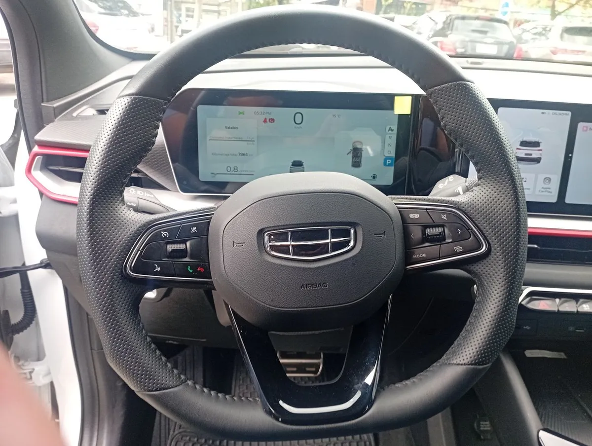 Geely Coolray 1.5 Gf Sport 4x2 At 5p año 2026