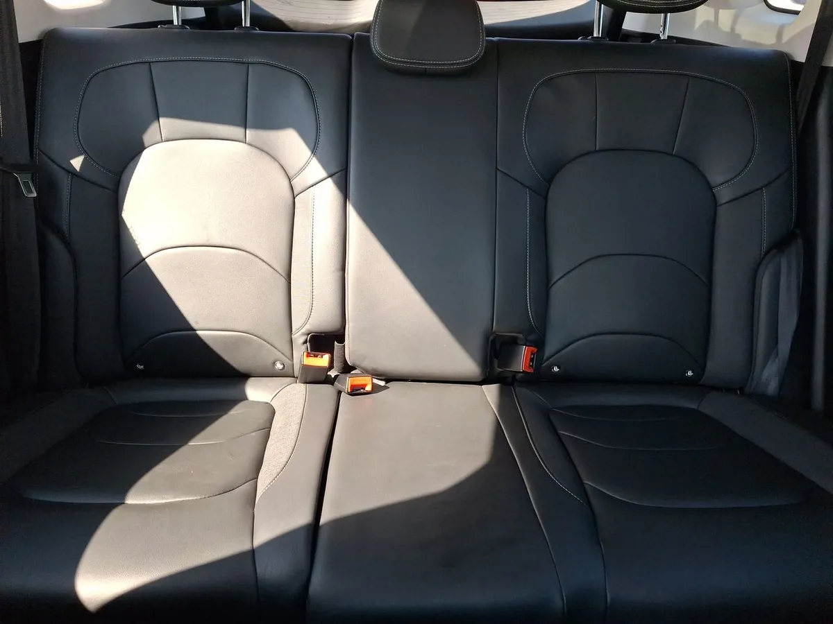 Chevrolet Captiva 1.5t Ltz R 4x2 Cvt At 5p año 2025