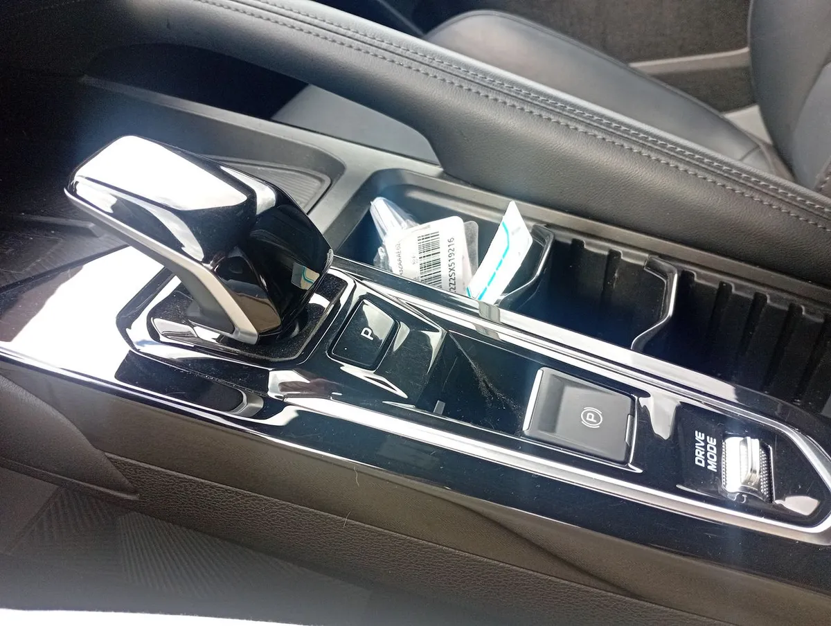Geely Coolray 1.5 Gf Sport 4x2 At 5p año 2026