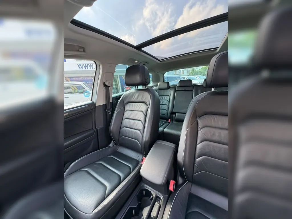 Volkswagen Tiguan 2.0 Tsi Sport 4motion 4x4 180hp At 5p. año 2019