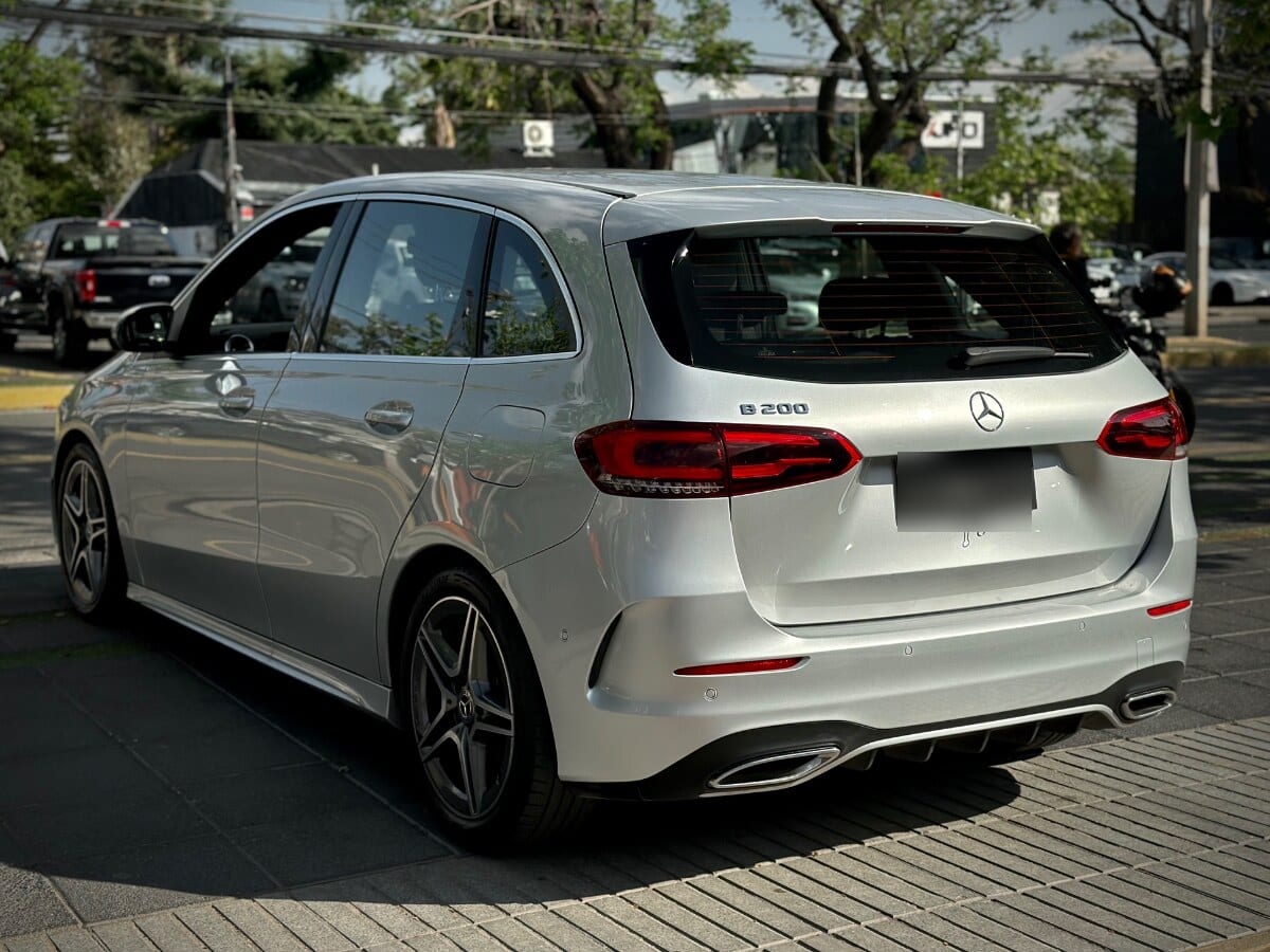 Mercedes-Benz B200 Amg Line año 2023