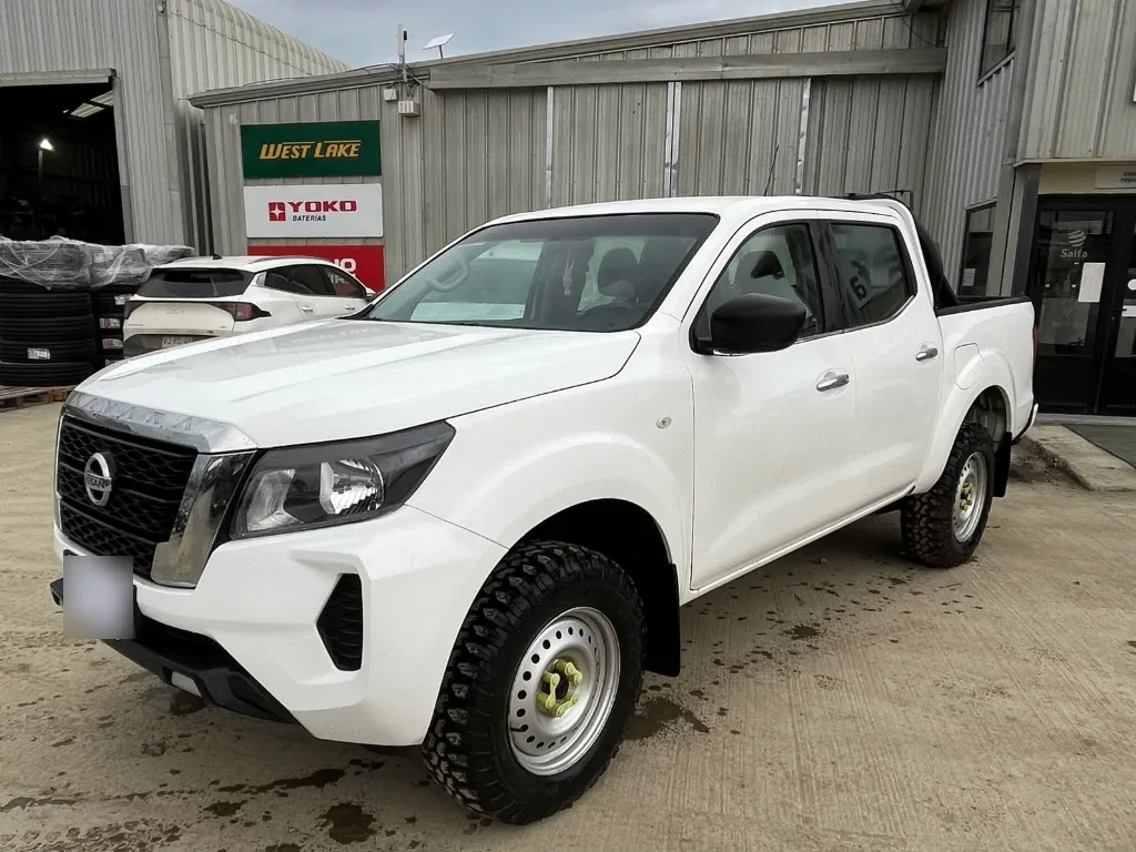 Nissan Navara Navara Dc 4x4 2.3tdi Se año 2022