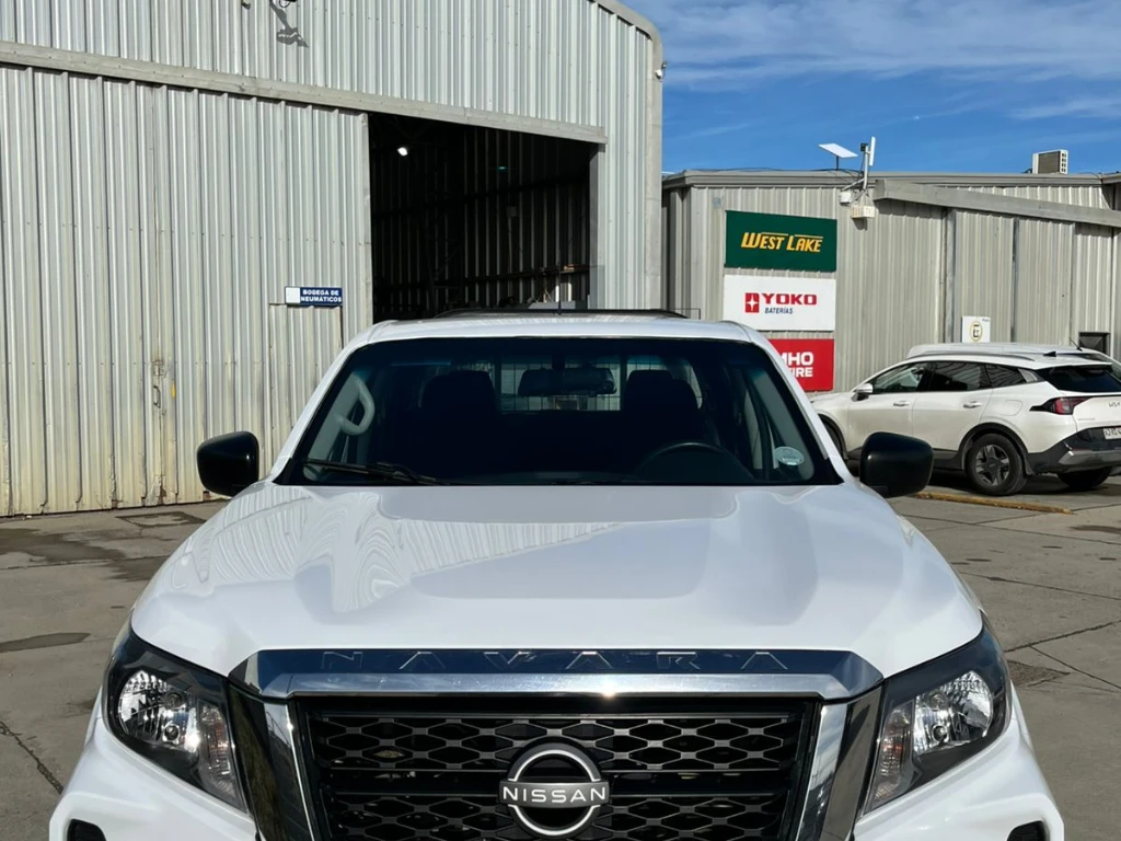 Nissan Navara Navara Dc 4x4 2.3tdi Se año 2022