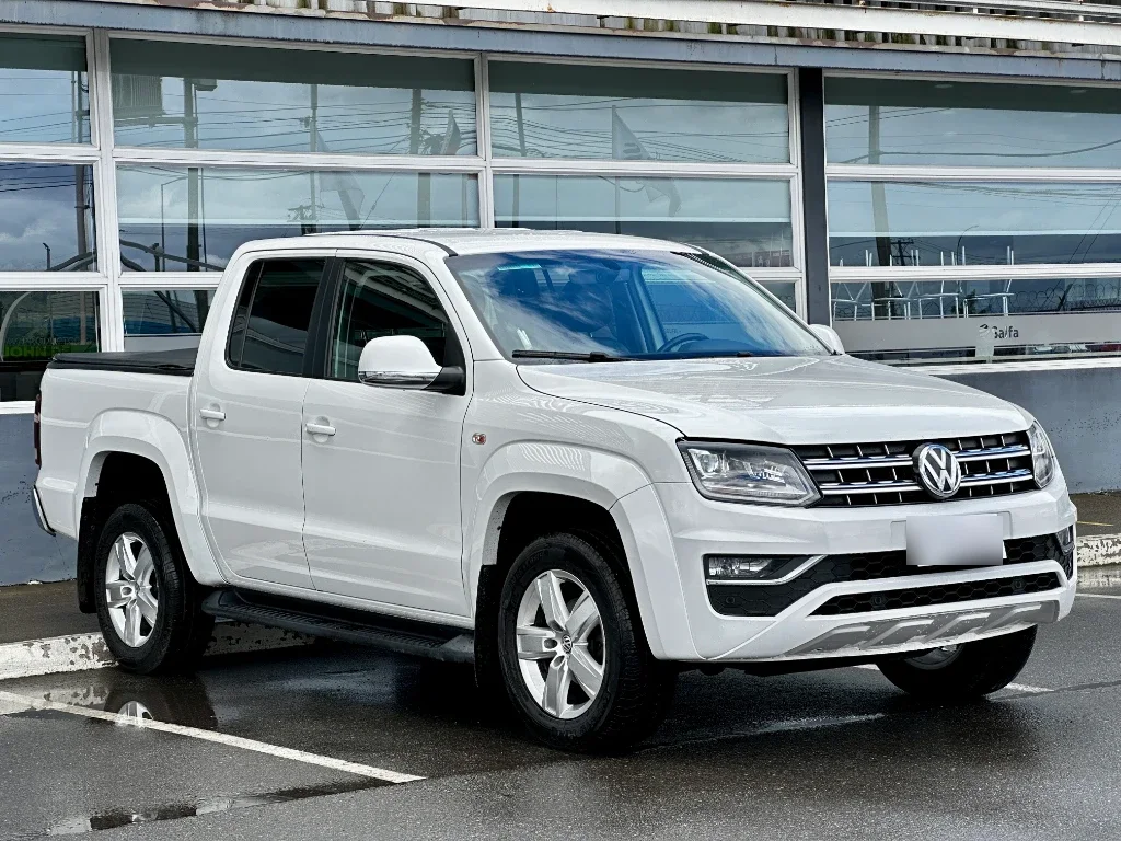 Volkswagen Amarok Amarok Highline Dc 2.0 4x4 At año 2023