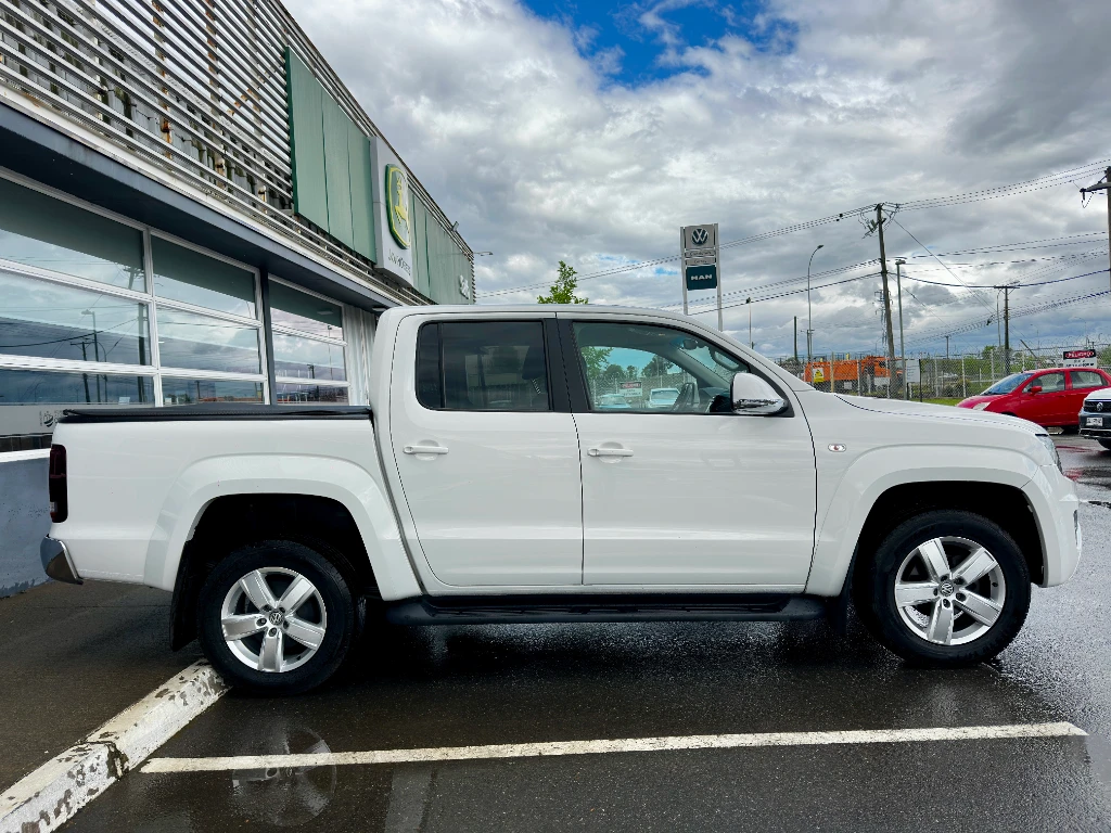 Volkswagen Amarok Amarok Highline Dc 2.0 4x4 At año 2023