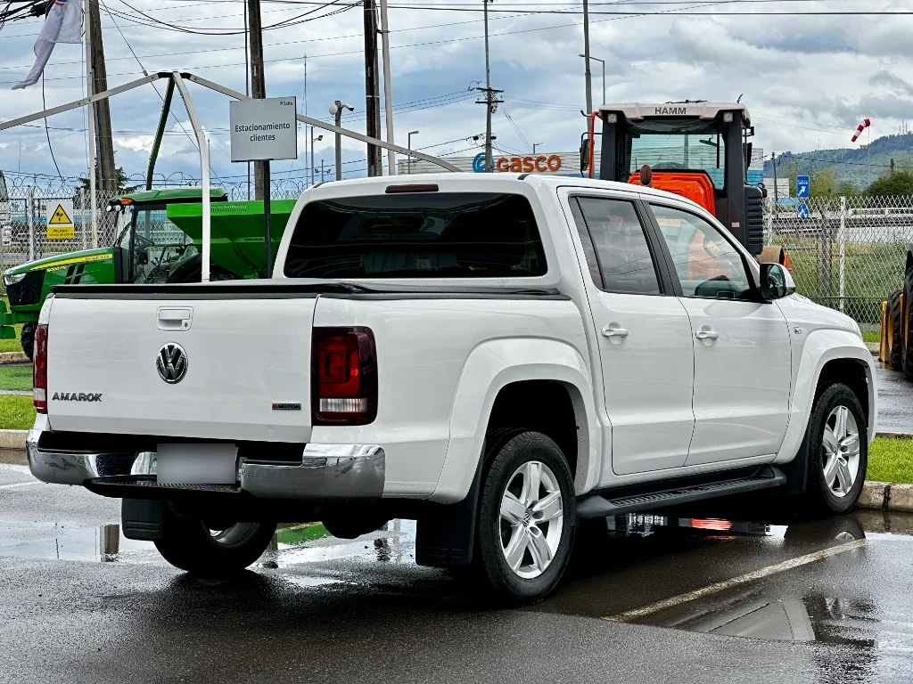 Volkswagen Amarok Amarok Highline Dc 2.0 4x4 At año 2023