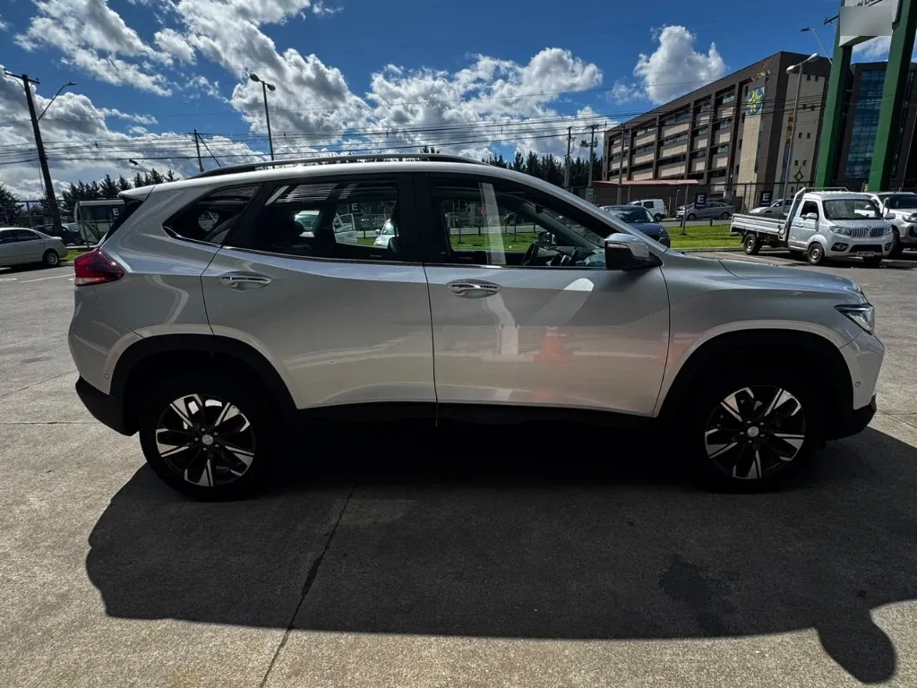 Chevrolet Tracker 1.2t Premier At P2 Onstar año 2024