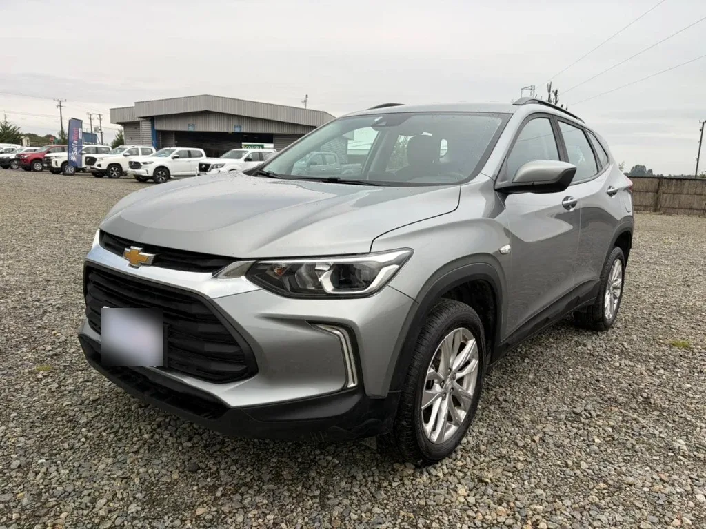 Chevrolet Tracker 1.2t Ltz R 4x2 At 5p año 2025